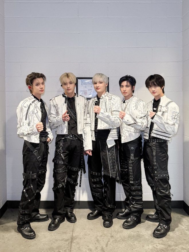 TXT's LA Tour Shocker: What Fans Are Really Talking About! —  TXT World Tour 2025, TOMORROW X TOGETHER Concert Los Angeles, ACT TOMORROW TXT Event 2025