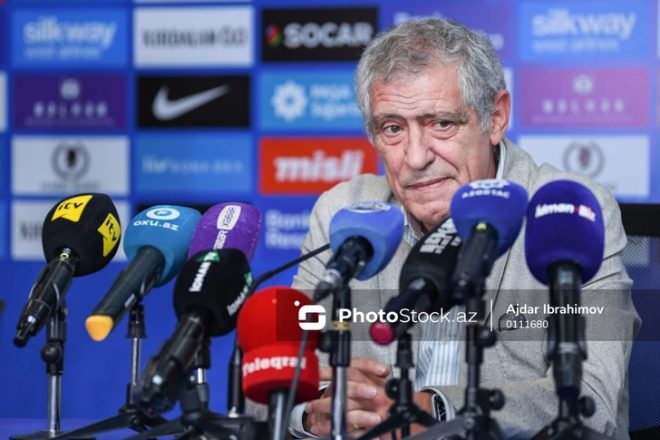 "Тайна ухода Фернанду Сантуша: что произошло с тренером сборной Азербайджана?" 🤔🇦🇿🔥 #интрига #спорт #новости. — Футбольная сборная Азербайджана, Фернанду Сантуш, новости футбола
Тренерский штаб сборной Азербайджана, последние новости
Перемены в тренерском составе футбольной сборной Азербайджана