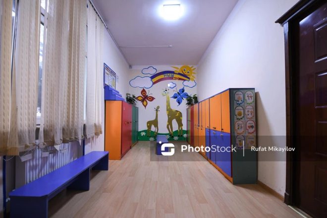 "Тайны записи в детсады: жители Баку бьют тревогу!" 🇷🇺🔍👶 #новости #азербайджан #детсады. —  проблемы записи в детские сады, медиа азербайджан, родители жалуются
долгие очереди в детские учреждения, новости азербайджан, жители города
высокая популярность детских садов, актуальные новости, жалобы на посредников
