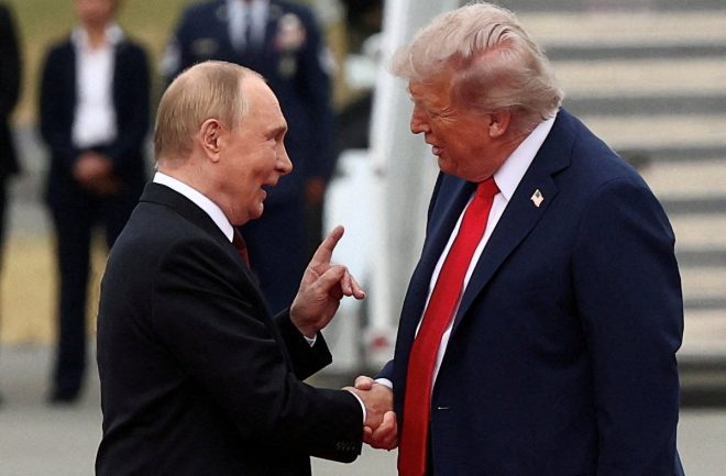 "Тайный союз Путина и Трампа: что изменилось?" — новости улучшения отношений Путина и Трампа, дипломатический прорыв, международные отношения 2025