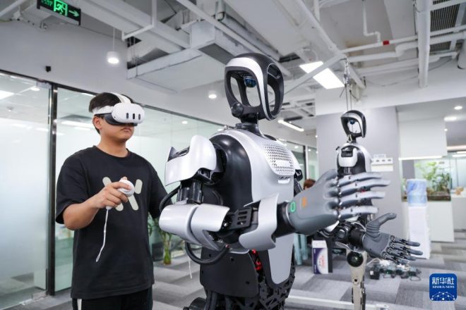 中国高技能人才: 未来科技的坚实支撑！ —  高技能人才发展, 中国科技自立, 专业技术人才培养