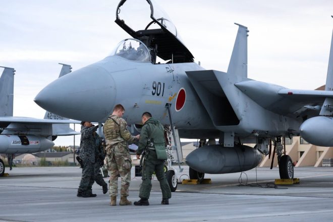 日本突发军事行动：向西方派遣战机！ —  日本军事扩张, 日本F-15战斗机部署, 大西洋之鹰行动