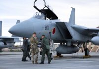 日本首次海外部署战机，背后原因震惊全球！ —  日本軍事力量, 北約合作, F-15戰鬥機部署