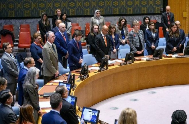 联合国制裁伊朗：中俄如何反击？ —  突发国际新闻, 伊朗制裁最新动态, 中俄关系分析
