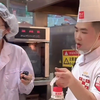西贝餐厅背后的秘密：预制菜真相曝光！ —  西贝餐厅后厨揭秘, 预制菜真相, 肉夹馍制作过程