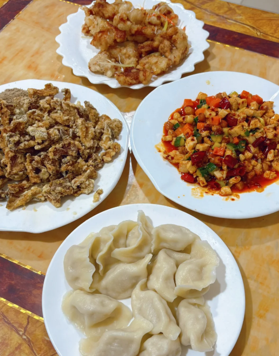 饺子王的秘密：海门美味与支付体验的完美结合 —  海门美食体验, 饺子王外卖差异, 便捷支付服务