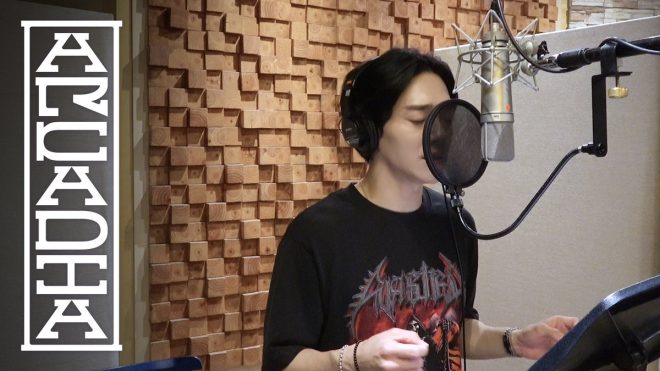 첸's Arcadia Recording Sparks Outrage and Intrigue! —  첸 스튜디오 비하인드, 첸 아카디아 비하인드 영상, 첸 신곡 녹음 과정
